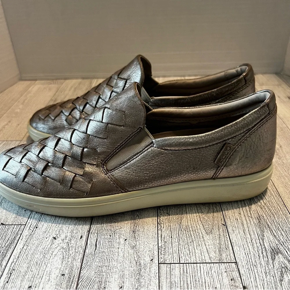 Ecco mild wear
